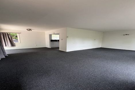 Photo of property in 38 Neal Avenue, Glenfield, Auckland, 0629