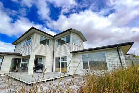 Photo of property in 129 Endeavour Drive, Whitby, Porirua, 5024