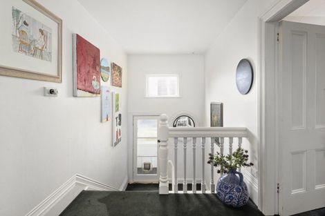 Photo of property in 82 Hobson Street, Thorndon, Wellington, 6011