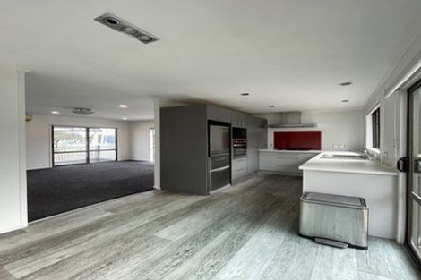 Photo of property in 3 Duckworth Road, Papakura, 2110