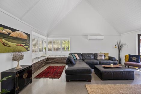 Photo of property in 37 Kent Terrace, Taradale, Napier, 4112