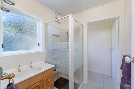 Photo of property in 58 Kamahi Street, Stokes Valley, Lower Hutt, 5019