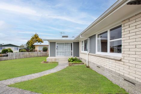 Photo of property in 23 Katherine Place, Melville, Hamilton, 3206