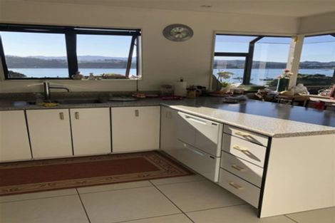 Photo of property in 1/382 Evans Bay Parade, Hataitai, Wellington, 6021