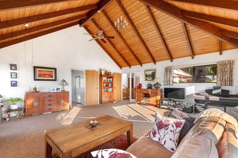 Photo of property in 21 Janet Place, Lynmore, Rotorua, 3010