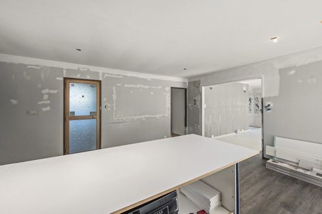 Photo of property in 76 Aotea Crescent, Tokoroa, 3420