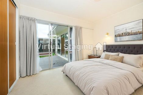 Photo of property in 24 Wikiriwhi Crescent, Awapuni, Palmerston North, 4412
