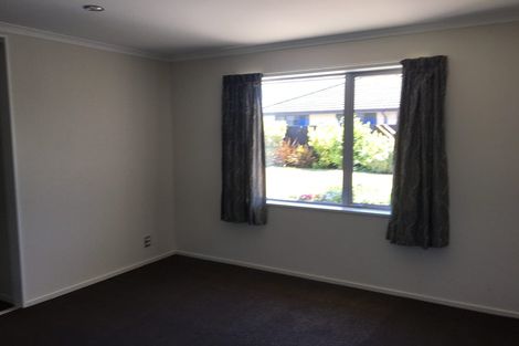 Photo of property in 10 Handley Crescent, Wigram, Christchurch, 8042