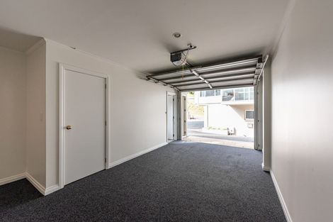 Photo of property in 12e Glenmore Street, Thorndon, Wellington, 6011