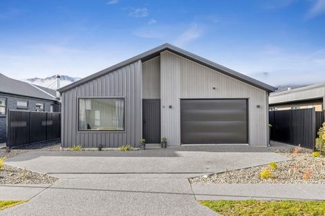 Photo of property in 19 Dunn Street, Lake Hawea, 9382