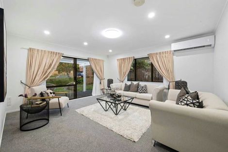 Photo of property in 2/2 West Fairway, Golflands, Auckland, 2013