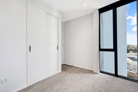 Photo of property in 501/1 Buscomb Avenue, Henderson, Auckland, 0610