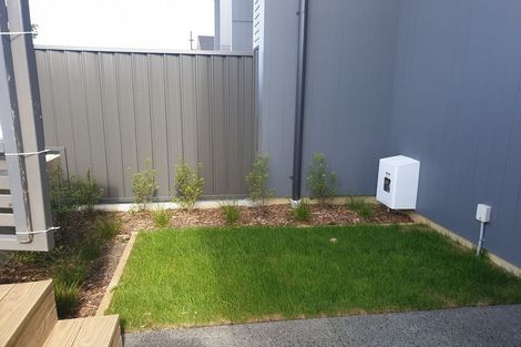 Photo of property in 27 Karearea Avenue, Kenepuru, Porirua, 5022