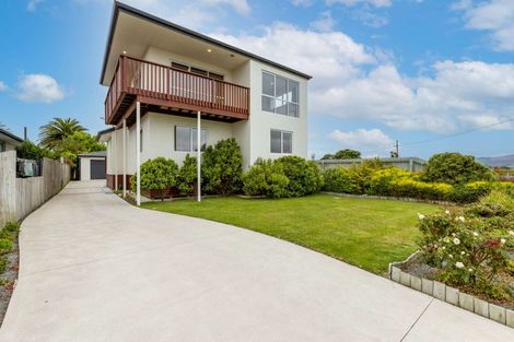 Photo of property in 409 Estuary Road, South New Brighton, Christchurch, 8062