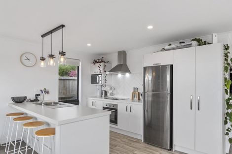 Photo of property in 9 Wai Huri Place, Omokoroa, 3114