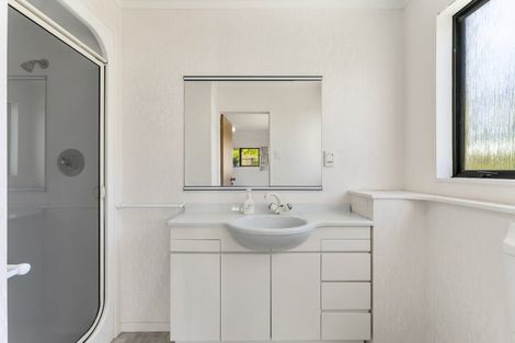 Photo of property in 76 Marine Parade, Mount Maunganui, 3116