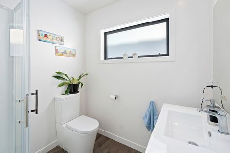 Photo of property in 2 Pohatu Lane, Otaki, 5512