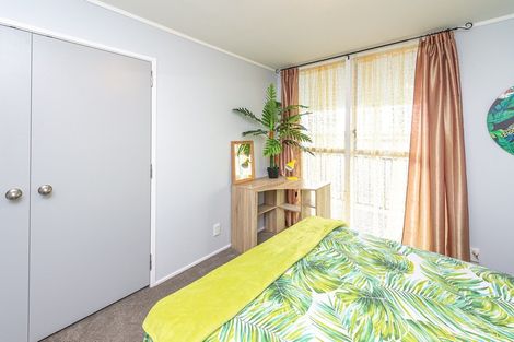 Photo of property in 19 Cross Street, Castlecliff, Whanganui, 4501