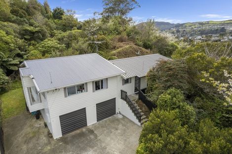 Photo of property in 5a Julia Place, Tawa, Wellington, 5028