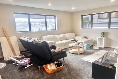 Photo of property in 32 Bendridge Street, Flat Bush, Auckland, 2019