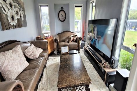 Photo of property in 266 Lakes Boulevard, Pyes Pa, Tauranga, 3112