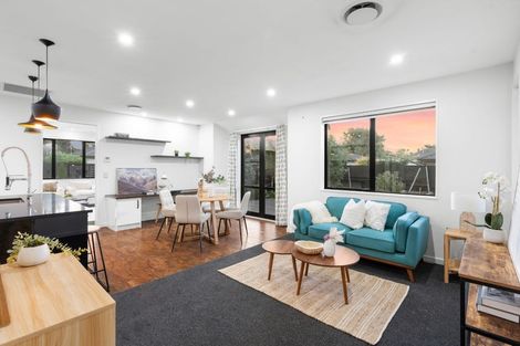 Photo of property in 4 Schofield Lane, Hornby, Christchurch, 8025