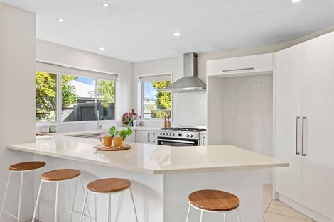 Photo of property in 135 Winters Road, Mairehau, Christchurch, 8052