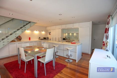 Photo of property in 10 Holly Road, St Albans, Christchurch, 8014