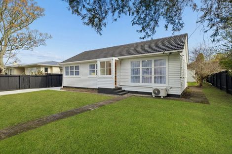 Photo of property in 15 Rice Crescent, Papakura, 2110