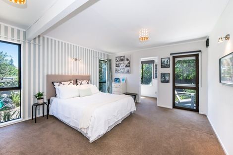 Photo of property in 10 Kanawa Street, Waikanae, 5036