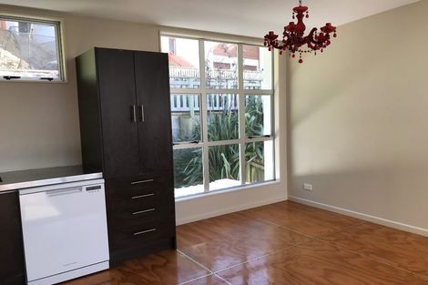 Photo of property in 4/306 Evans Bay Parade, Hataitai, Wellington, 6021