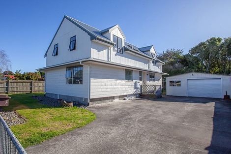 Photo of property in 8 Hamua Place, Waitara, 4320