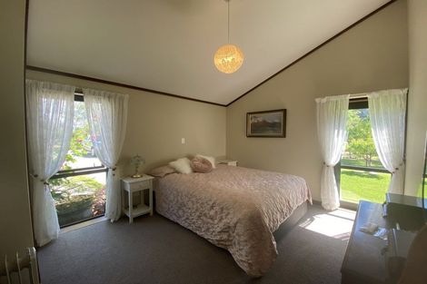 Photo of property in 6 Ewing Place, Albert Town, Wanaka, 9305