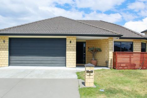 Photo of property in 3 Keryn Place, Frimley, Hastings, 4120