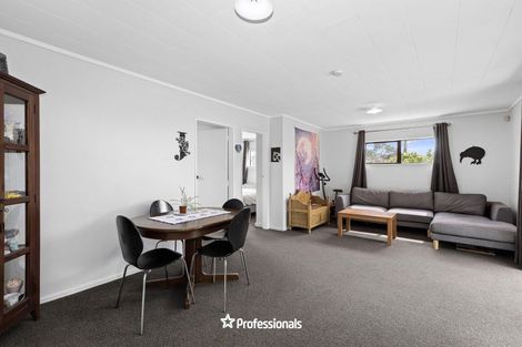 Photo of property in 14 Owhiti Street, Titahi Bay, Porirua, 5022