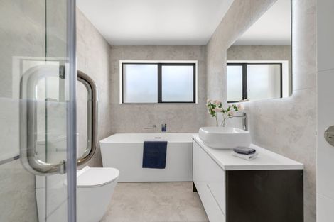 Photo of property in 60 Elevation Street, Flat Bush, Auckland, 2019