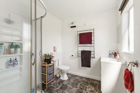 Photo of property in 63 Wakefield Street, Westport, 7825