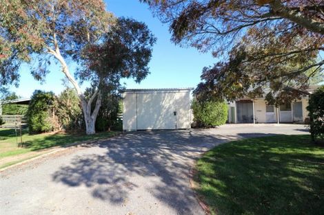 Photo of property in 82 Aerodrome Road, Dannevirke, 4972