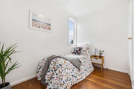 Photo of property in 29 Astley Avenue, New Lynn, Auckland, 0600