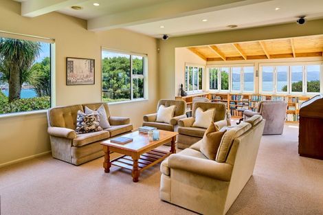 Photo of property in 14 The Crescent, Roseneath, Wellington, 6011