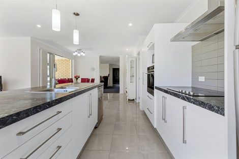 Photo of property in 16 Blanche Road, Papamoa Beach, Papamoa, 3118