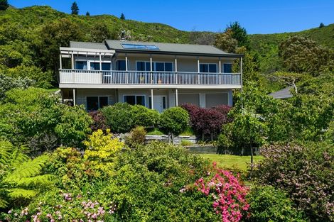 Photo of property in 20 Rimu Terrace, Waikawa, Picton, 7220