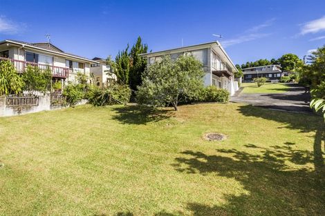 Photo of property in 2/92 Glamorgan Drive, Torbay, Auckland, 0630