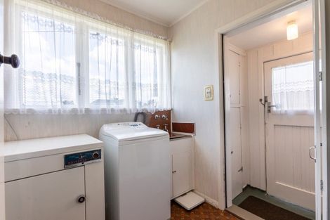 Photo of property in 29 Fox Street, Woodville, 4920