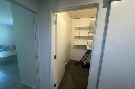 Photo of property in 42 Gilbert Street, New Plymouth, 4310