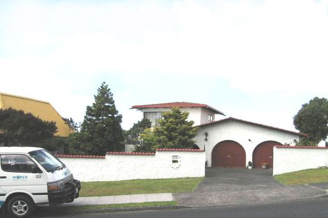 Photo of property in 258 Glamorgan Drive, Northcross, Auckland, 0630