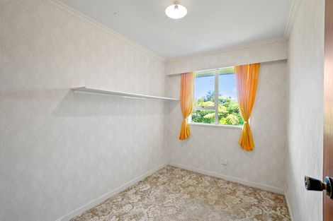 Photo of property in 7 Bushview Place, Upper Vogeltown, New Plymouth, 4310