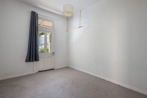 Photo of property in 145 Aro Street, Aro Valley, Wellington, 6021