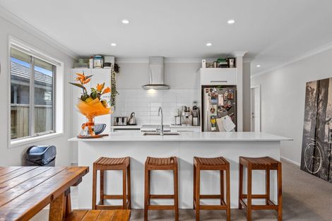 Photo of property in 49 Hills View Drive, Papamoa, 3118