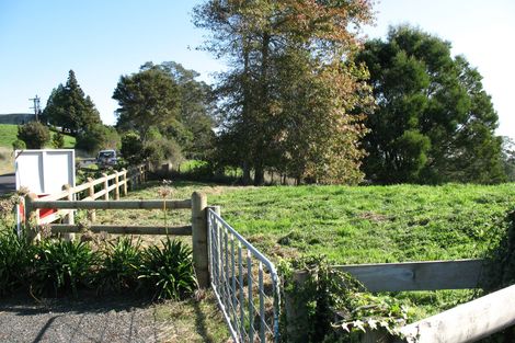 Photo of property in 169 Kimihia Road, Huntly, 3771